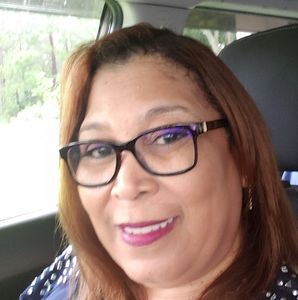 Meet your Posher, Loyce